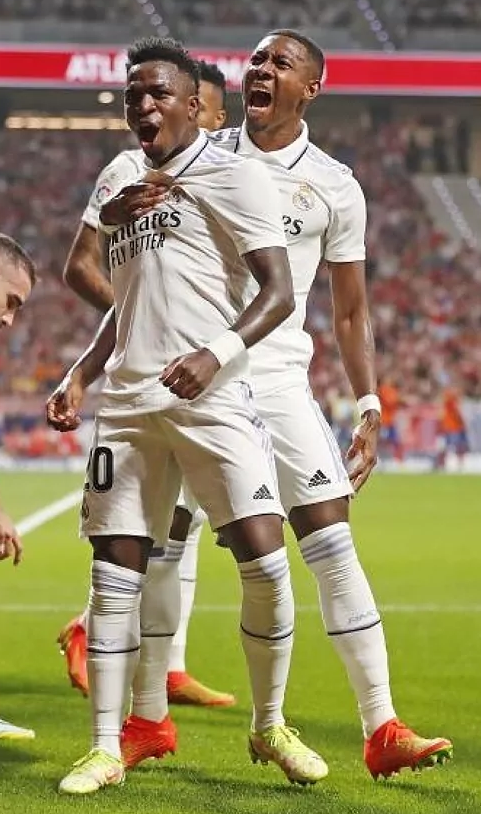 华体会下载-瑞士完胜勒沃库森，本泽马送出助攻  第1张